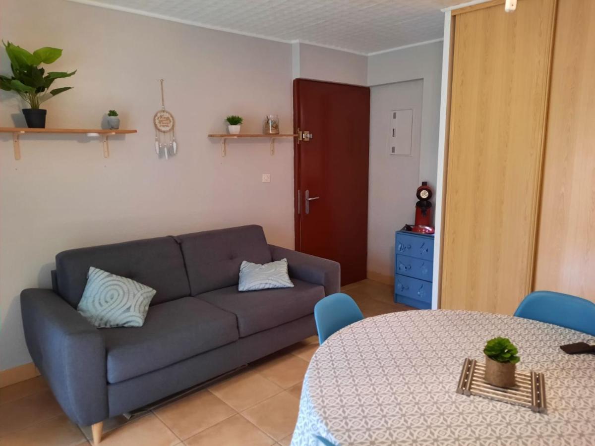Appartement En Residence Avec Piscine Proche Mer 르발카레스 외부 사진