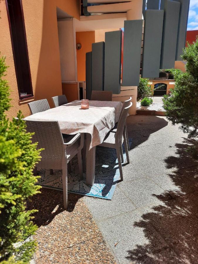 Appartement En Residence Avec Piscine Proche Mer 르발카레스 외부 사진